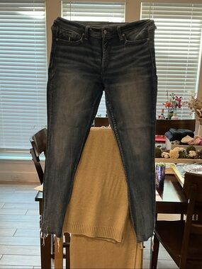 Buckle Women's Black Skinny Jeans